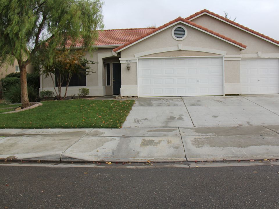 1st image of 3650 Buenaventura Dr