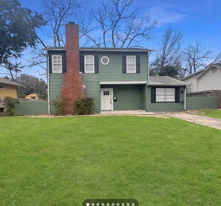 274 E Edgewood Pl