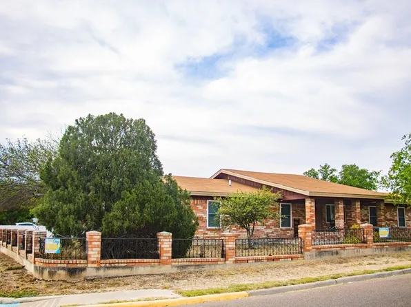 2991 Big Lake Blvd, Eagle Pass, TX 78852