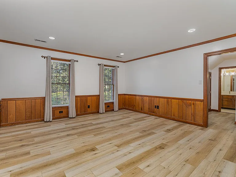 5101 Holly Ridge Farm Rd — Photo 20