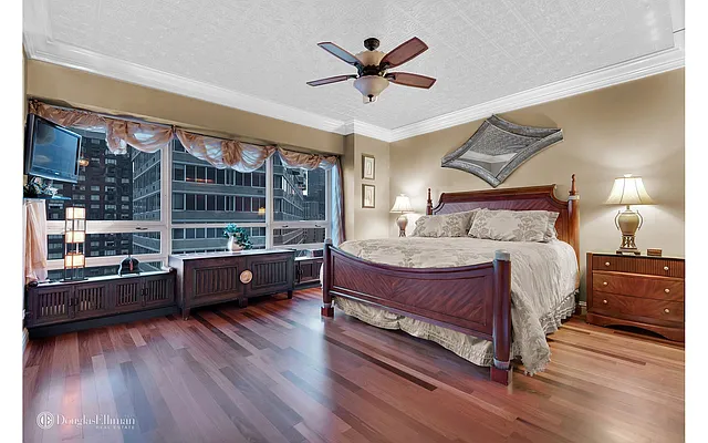 Sold by Douglas Elliman | media 24