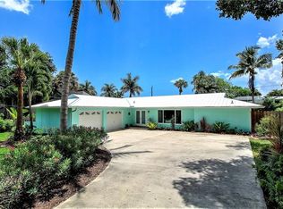 21 S Ridgeview Rd, Sewalls Point, FL 34996