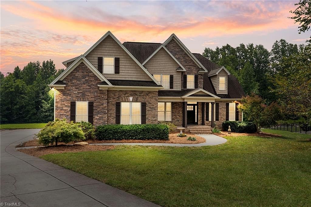 7291 Henson Forest Dr, Summerfield, NC 27358 | Zillow