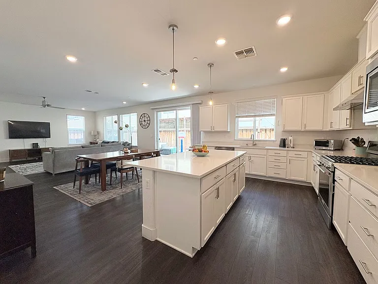 121 Scott Creek Way — Photo 4