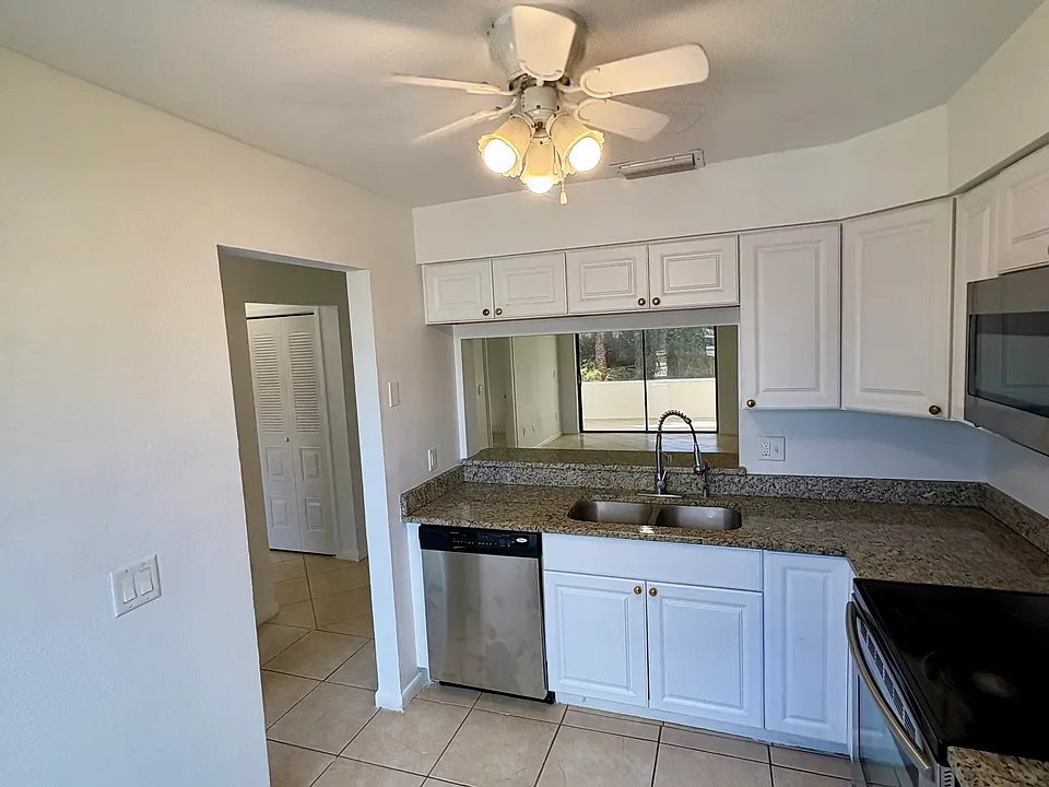 17466 Barbara Dr