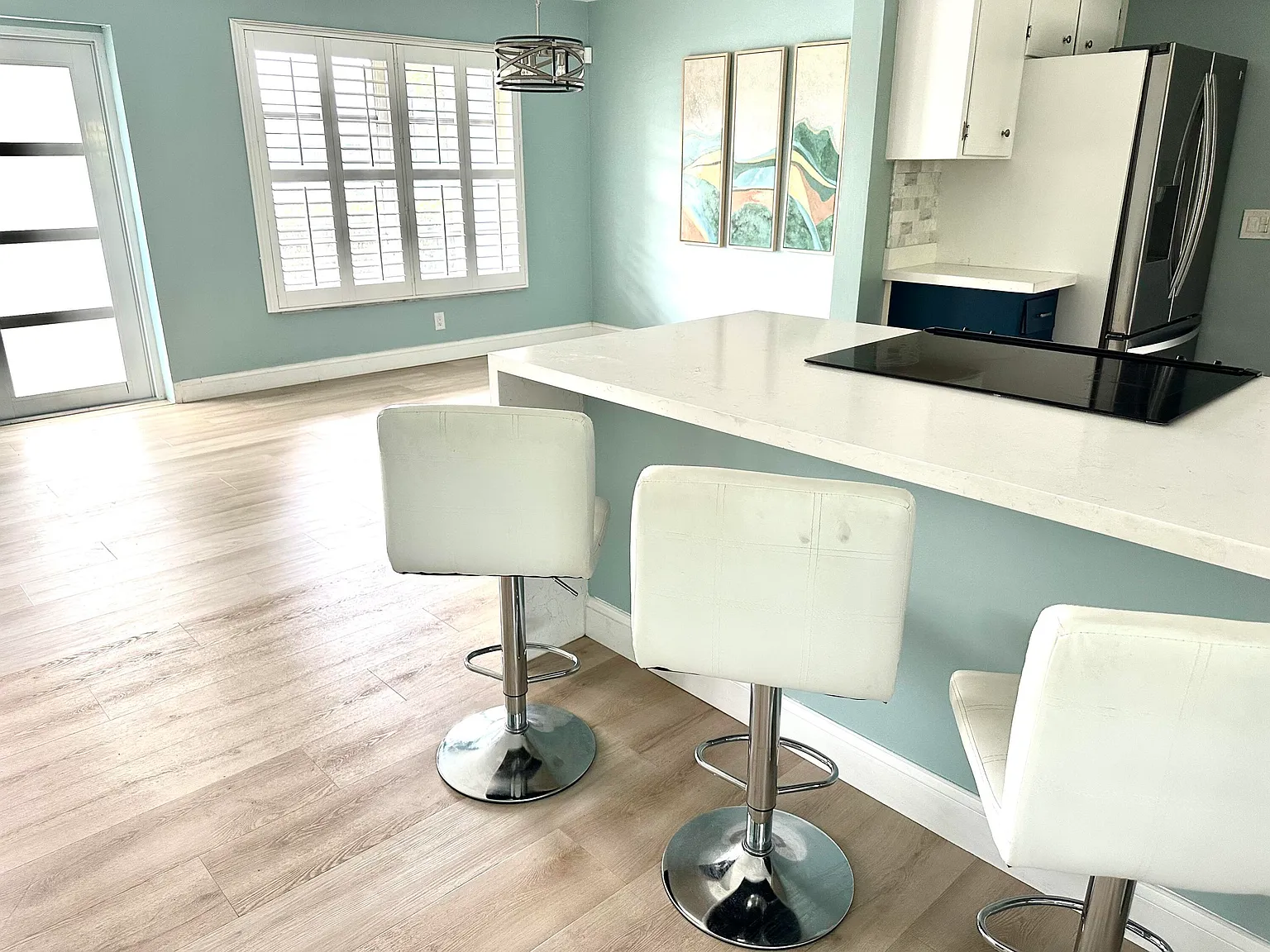 3 bed, 3.0 bath, 1881 sqft, $4,699 — Photo 4
