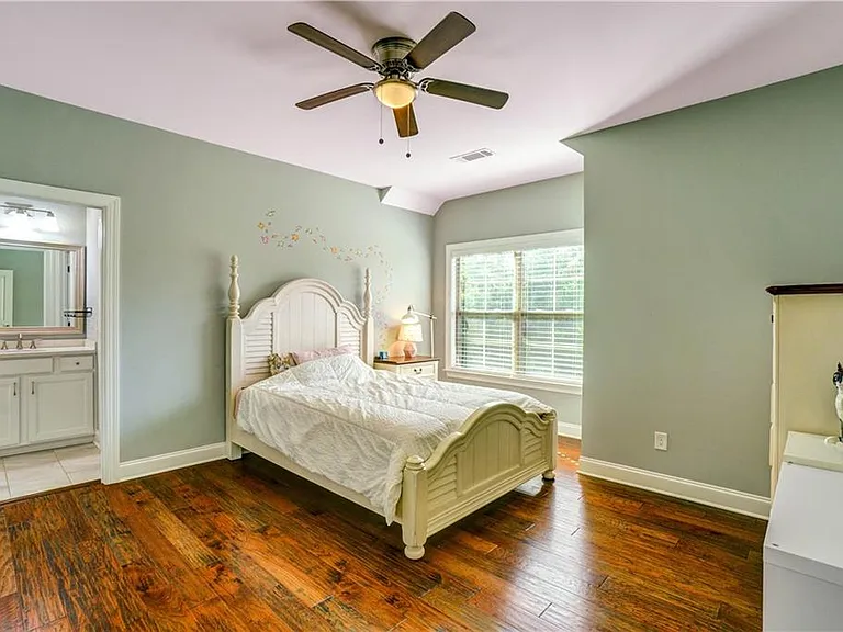 633 Leland Pkwy — Photo 29