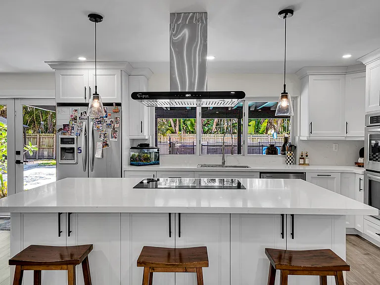 10108 SW 53rd Ct — Photo 8