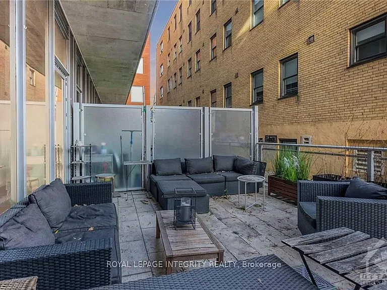 340 McLeod St #113 — Photo 16
