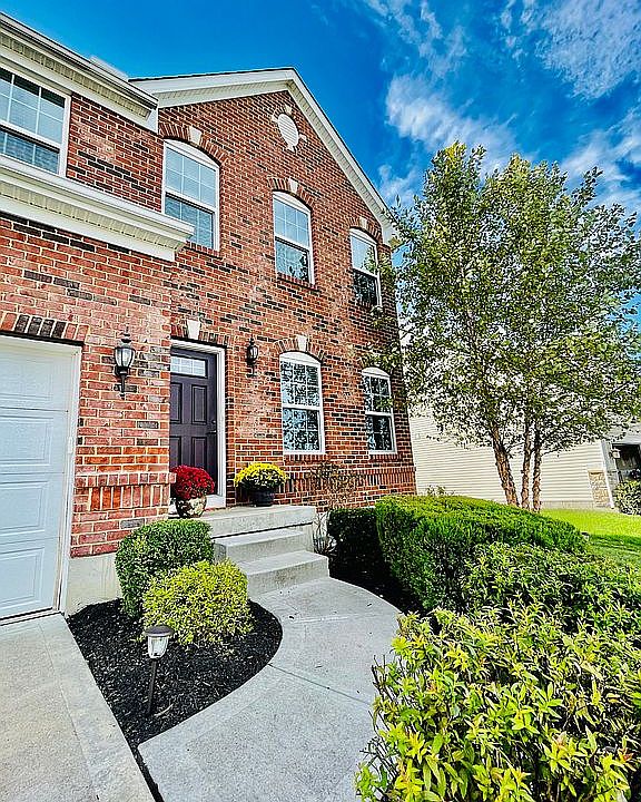 1st image of 6325 Holly Ln