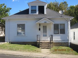 132 16th St, Paris, KY 40361