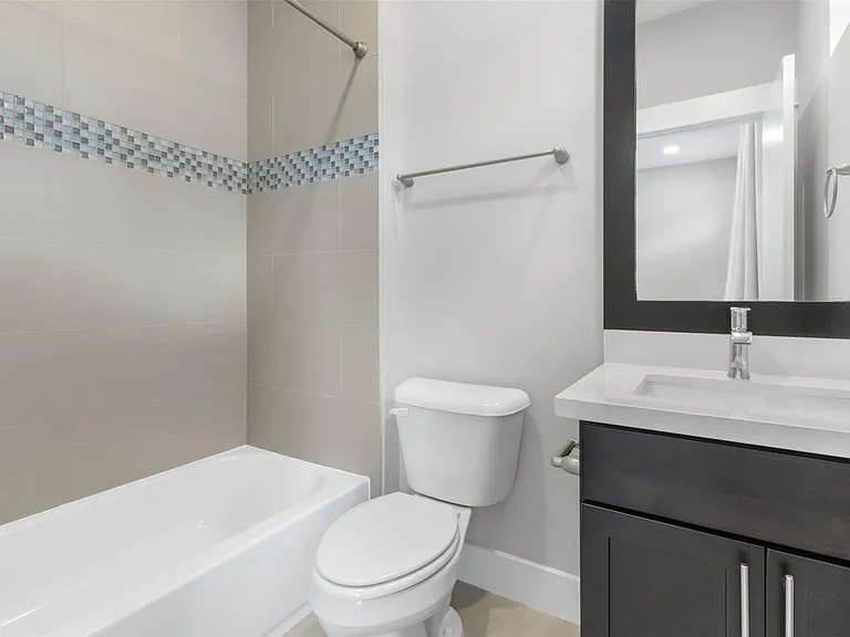 719 Schwartz St — Photo 13