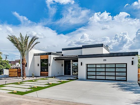 2nd image of 7019 E Pasadena Ave