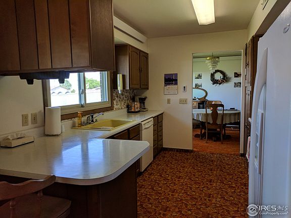 3rd image of 715 W Furry St