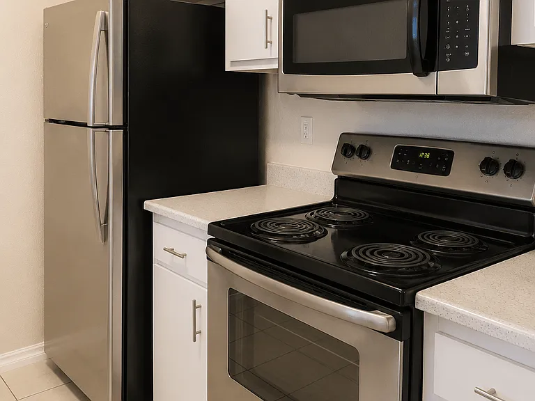 Palace Apartment Homes — Photo 6