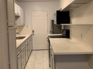 15 Sidney St APT 4, Houston, TX 77003
