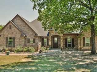159 Foxpointe Cir, Weatherford, TX 76087