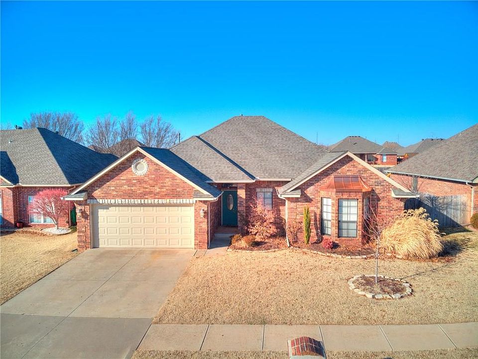 1st image of 16325 Old Elm Ln