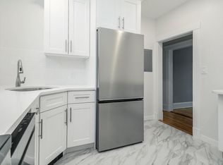 43 Mackey Ave FLOOR 2, Pt Washington, NY 11050