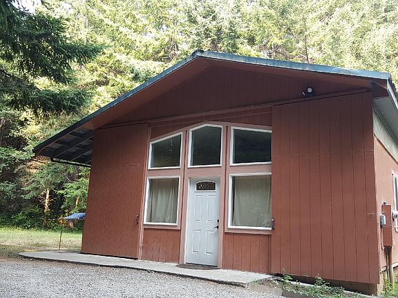 3rd image of 1000 Malaney Dr