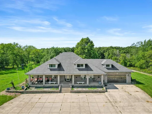 11836 Woodmar Pl, Cedar Lake, IN 46303