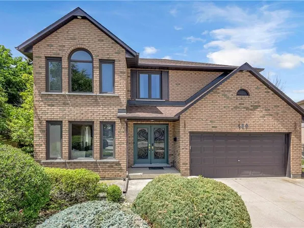 489 Acadia Dr, Hamilton, ON L8W 3A3