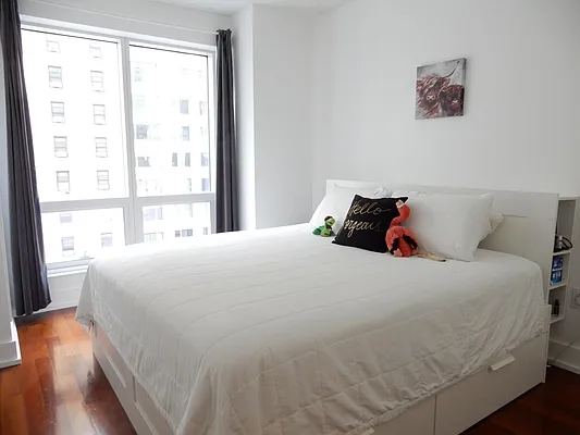 Rented by Starts New York Realty LLC | media 18