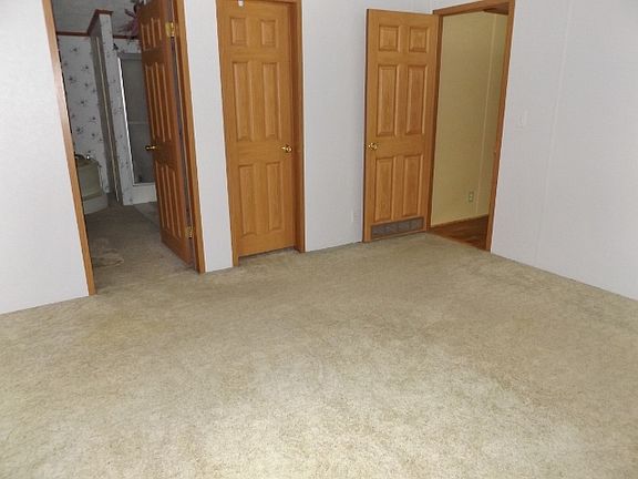 5th image of 507 College St