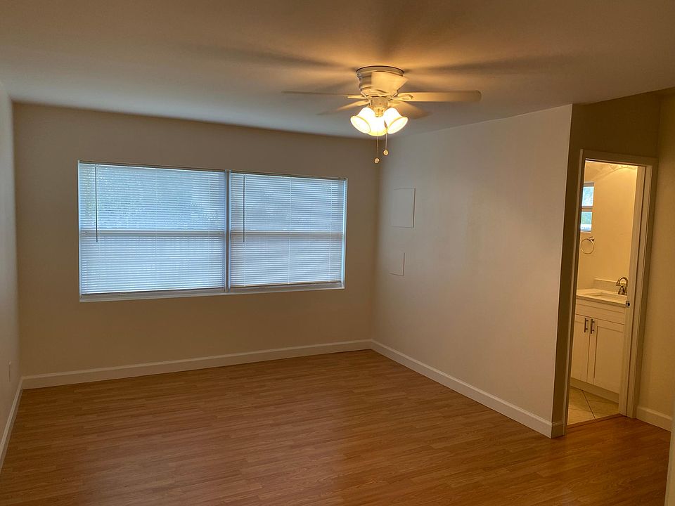 1st image of 597 73rd Ave N