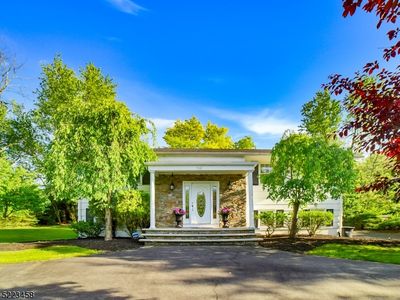550 Franklin Ave, Franklin Lakes, NJ, 07417