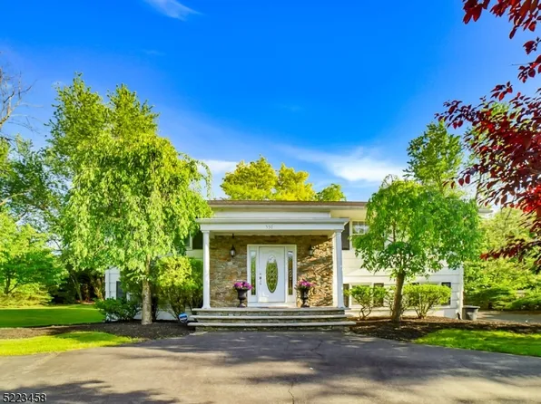 550 Franklin Ave, Franklin Lakes Boro, NJ 07417