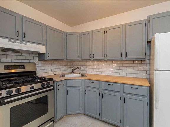 5th image of 6638 Yellowstone Blvd #1A