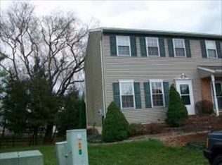593 Cloverbrook Dr, Ephrata, PA 17522