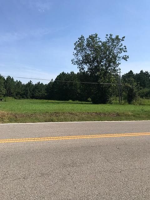 2nd image of 3132 Mitchell Rd