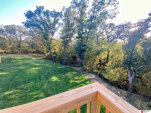 6543 Maple View Ct, Lincoln, NE 68512