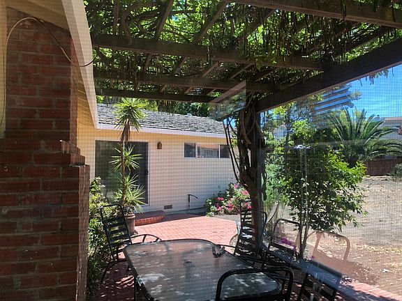 2nd image of 4374 Miller Ct