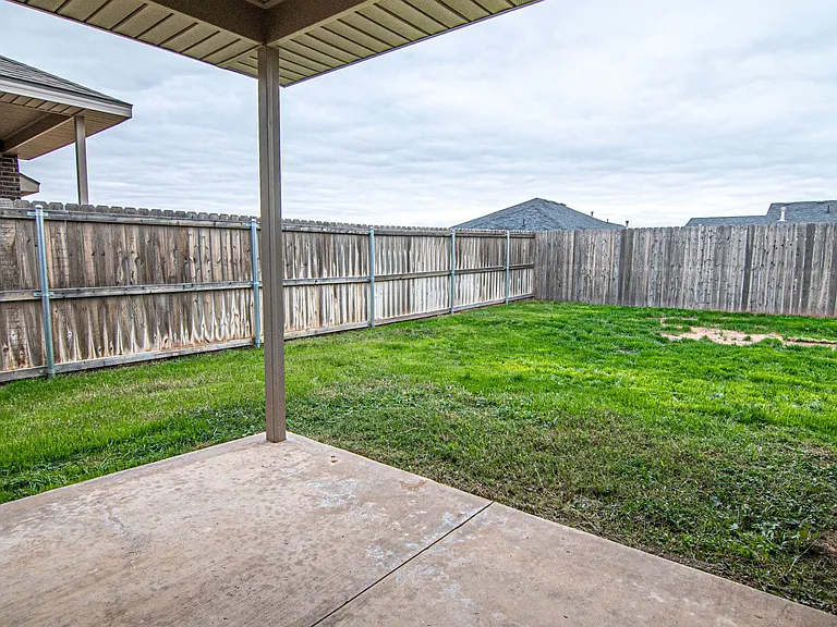 2524 Outlaw Ct — Photo 13