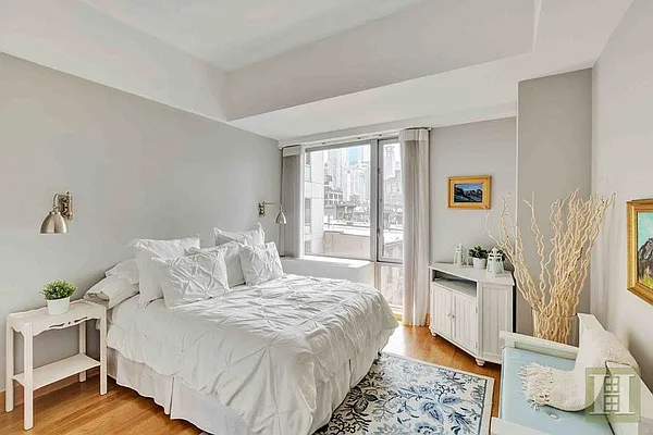 Rented by Halstead Real Estate | media 5