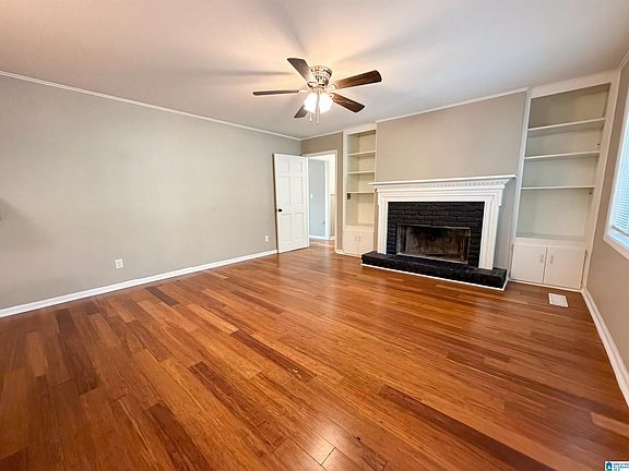 3rd image of 1848 Westridge Dr