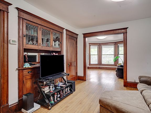 3rd image of 1309 W 24th St APT 2