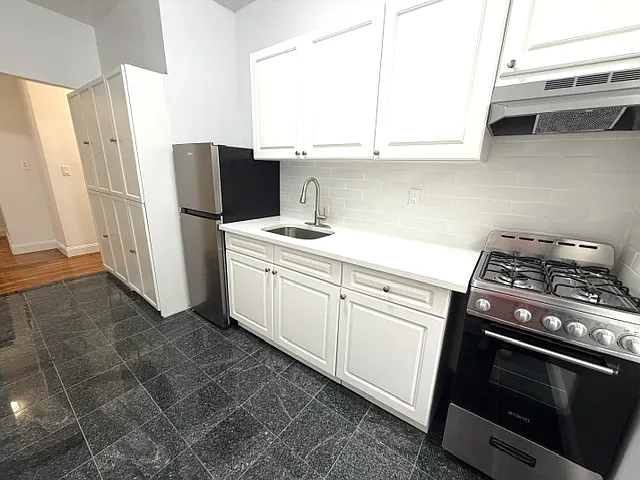 31-03 23rd St #2S — Photo 2