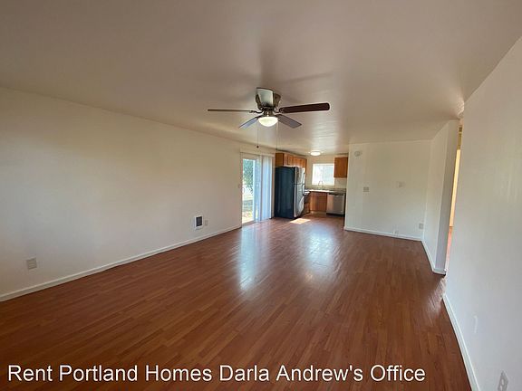 2nd image of 5913 SE 83rd Ave #10262958