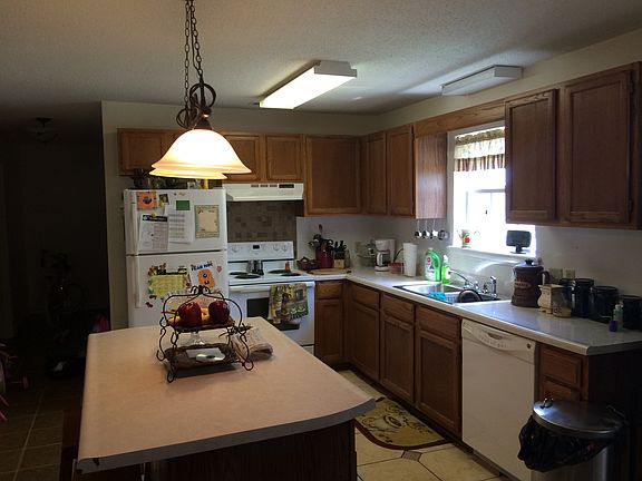 3rd image of 4214 Christie Cir