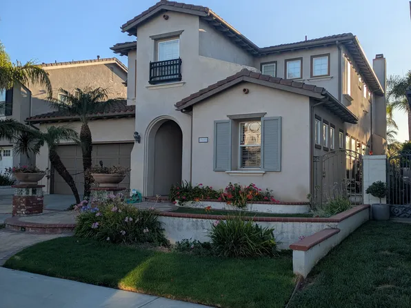19103 Redford Ln, Huntington Beach, CA 92648