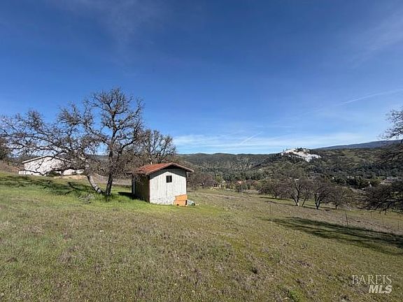 4th image of 2544 Indian Hill Road