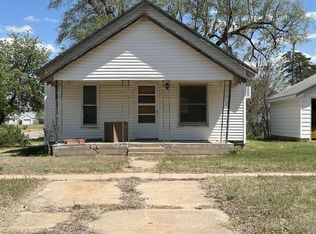 611 N Exchange St, Saint John, KS 67576
