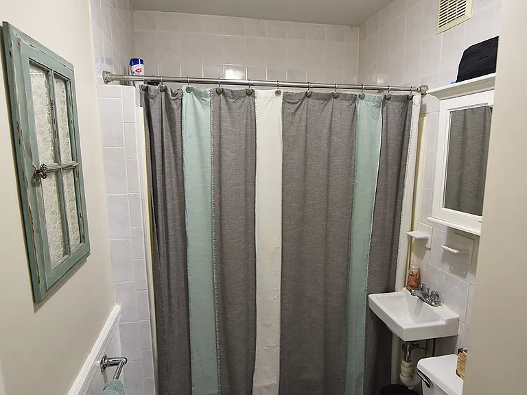 33 Belmont St #2 — Photo 7