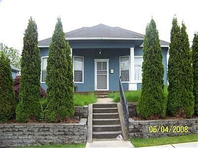 1st image of 1648 E 32nd St