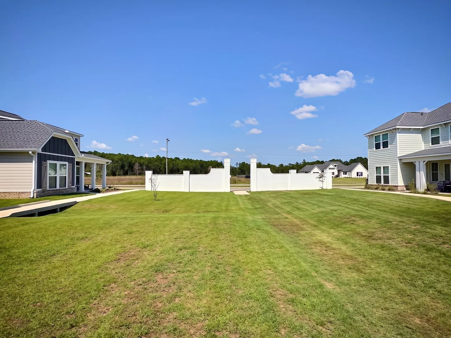 Like new spacious home in Ocean Springs, MS — Photo 4