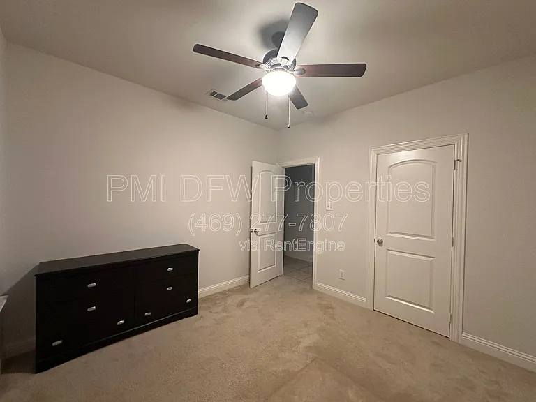 2610 Meadow Ridge Dr — Photo 25